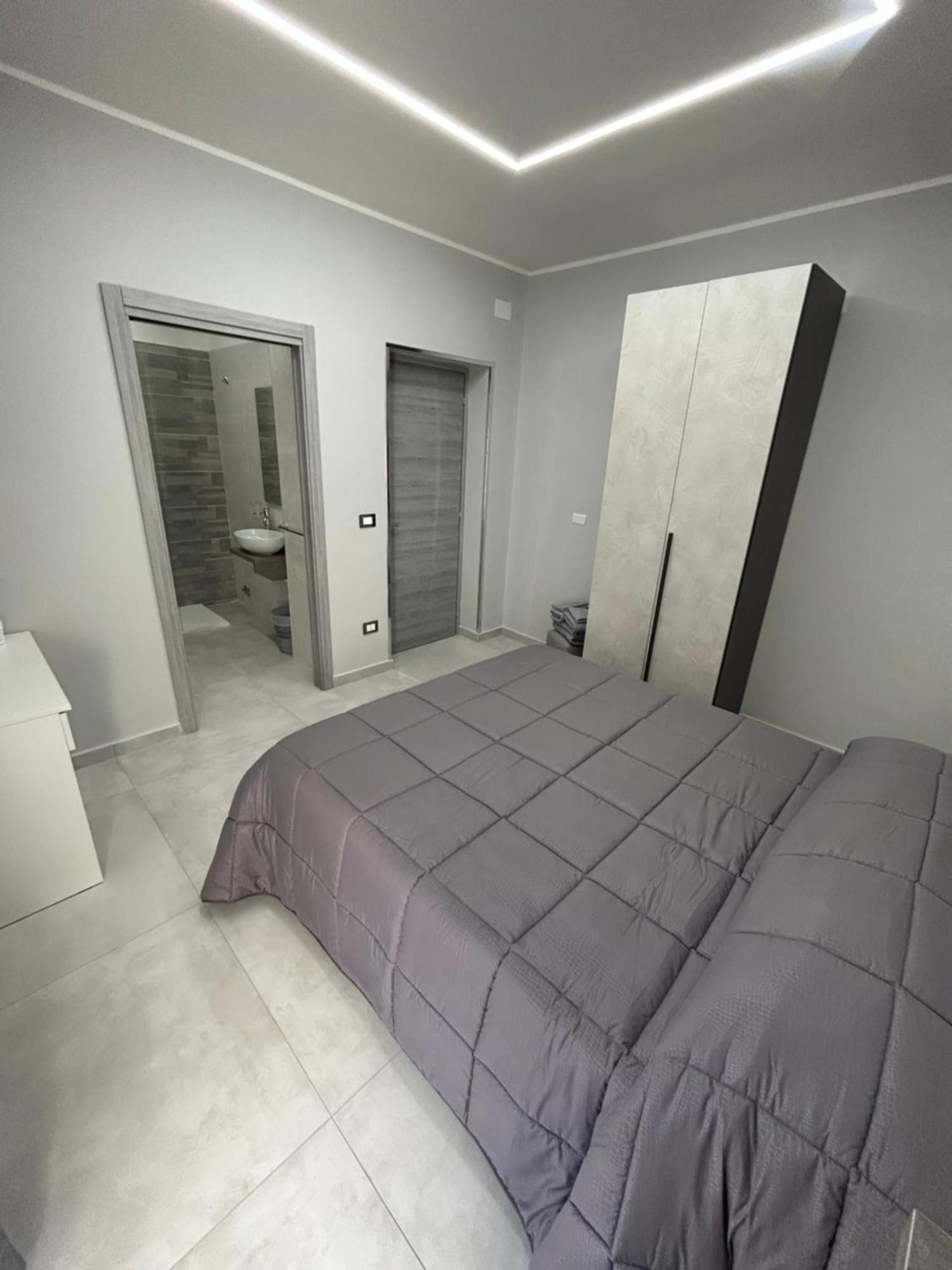 Skycity 2 B&B Napels Buitenkant foto